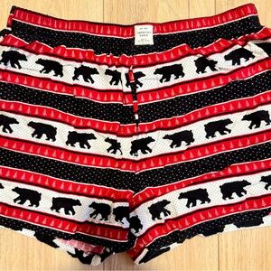 American Eagle Outfitters Black and Red Bear Pattern Women's Shorts